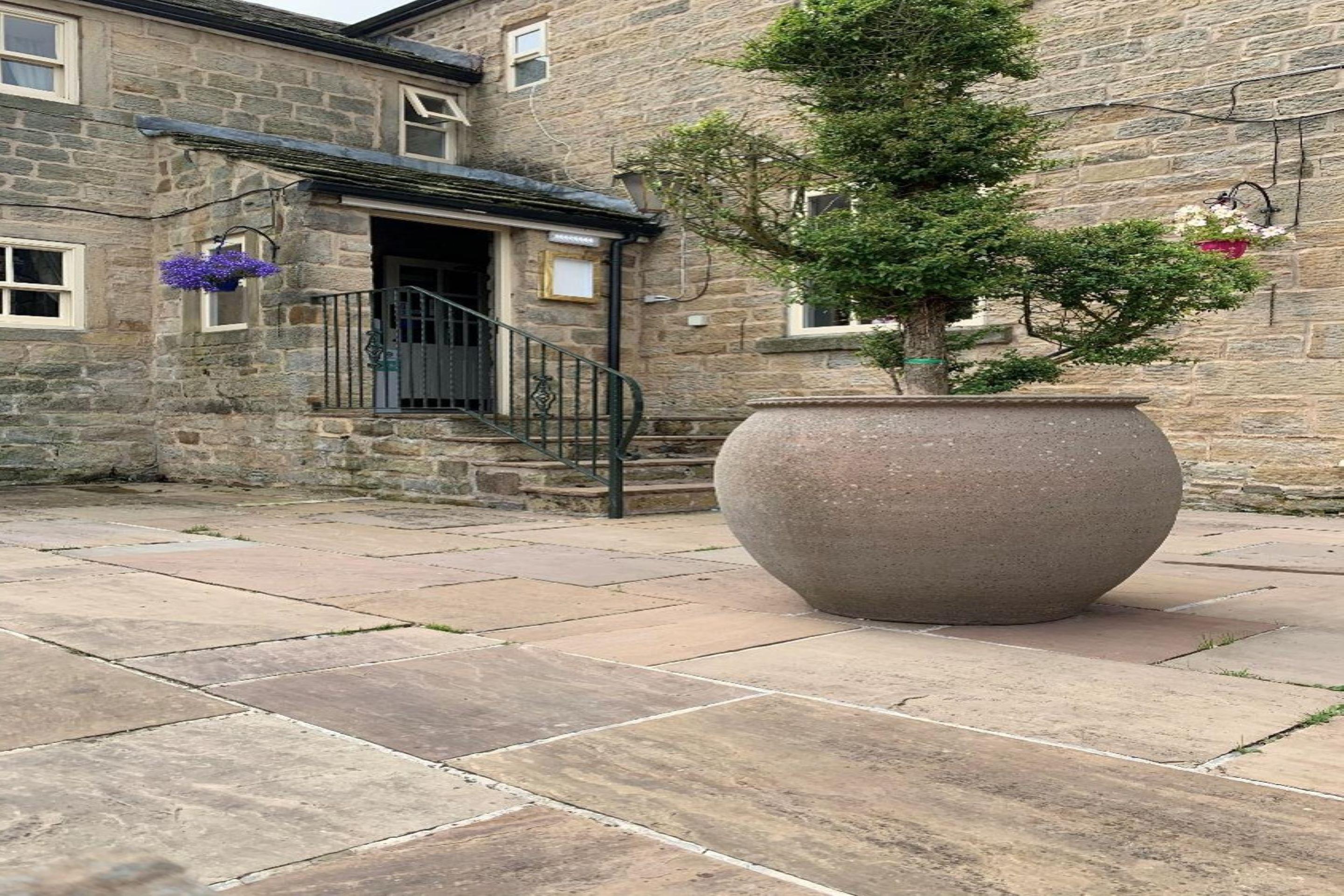 Ye Olde Mustard Pot Hotel Midhopestones Exterior photo