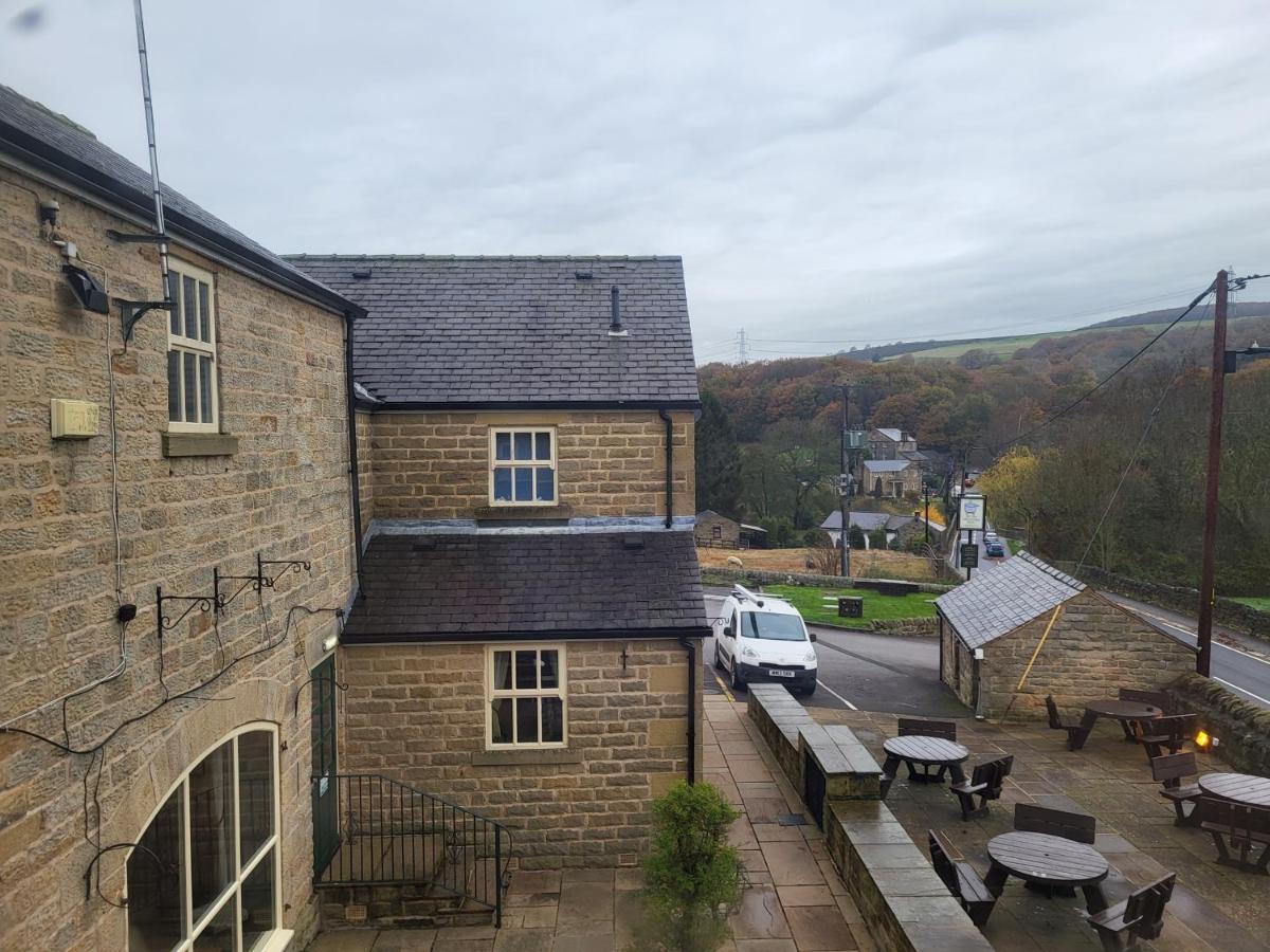 Ye Olde Mustard Pot Hotel Midhopestones Exterior photo